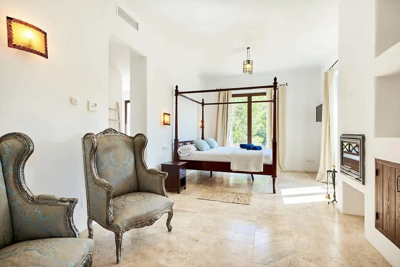 Exclusive Luxury Villa South Facing Vista De Muntanya 6 Bedrooms A Few Minutes Drive To The Beach San Jose  San José
