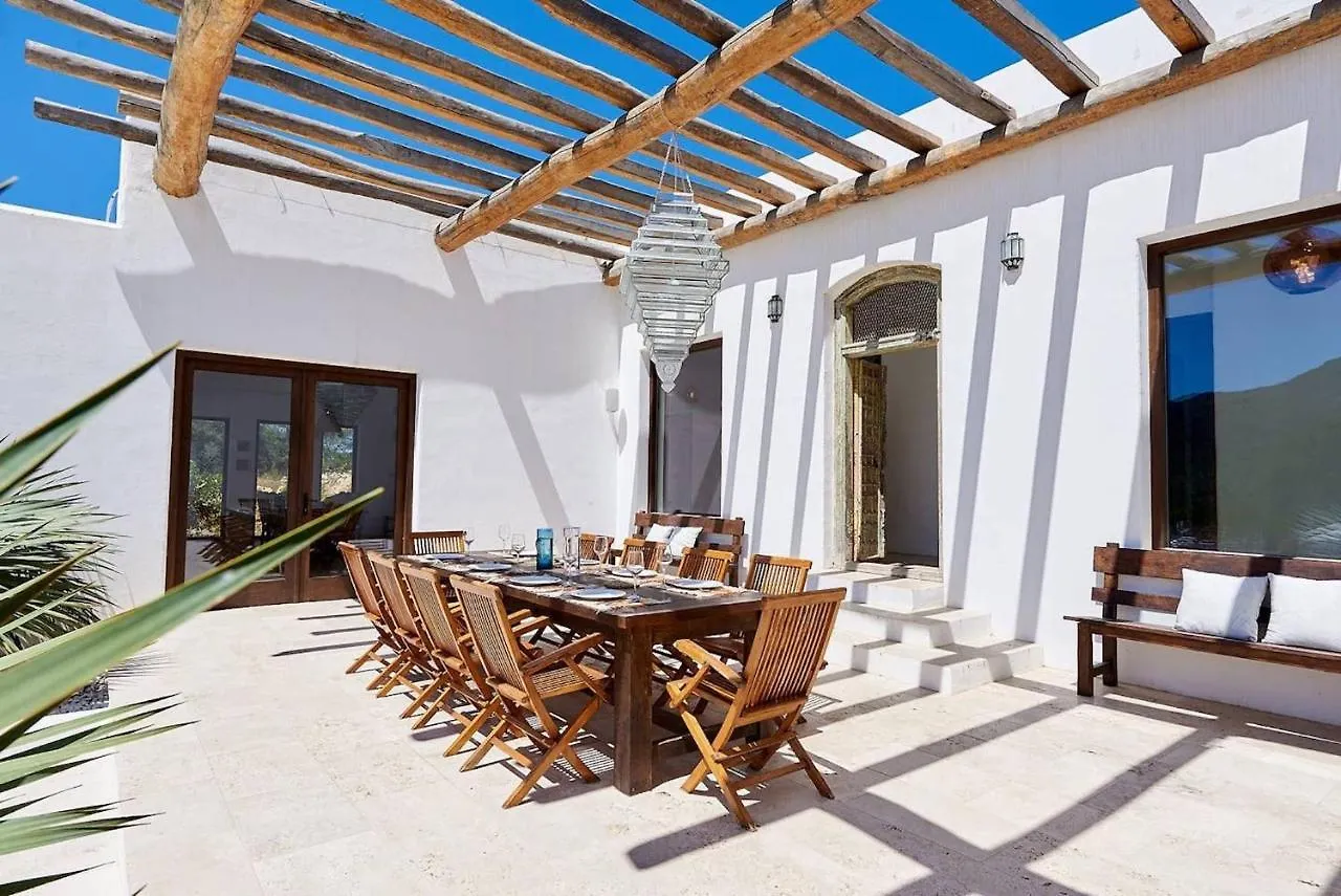 Exclusive Luxury Villa South Facing Vista De Muntanya 6 Bedrooms A Few Minutes Drive To The Beach San Jose  San José